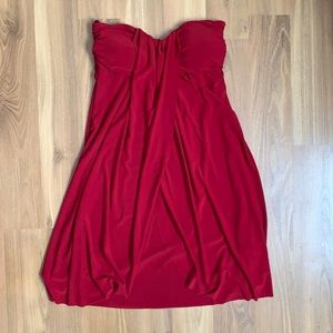 Costa Blanca red flowy strapless dress